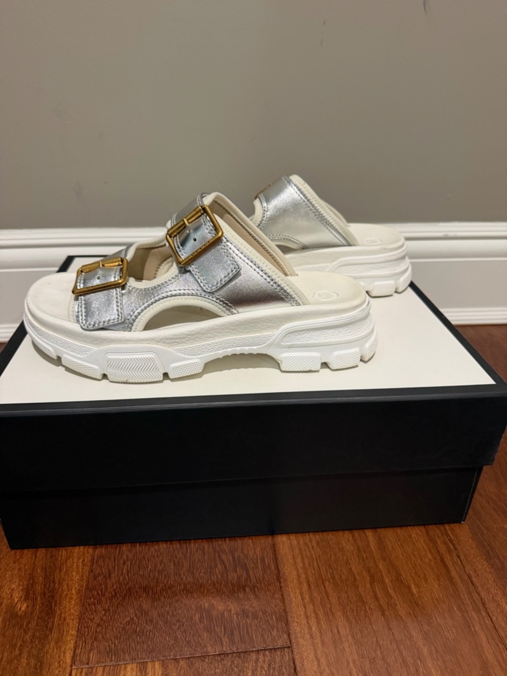 Gucci Aguru Silver Leather and White Platform Sandals w/ Gold Buckles